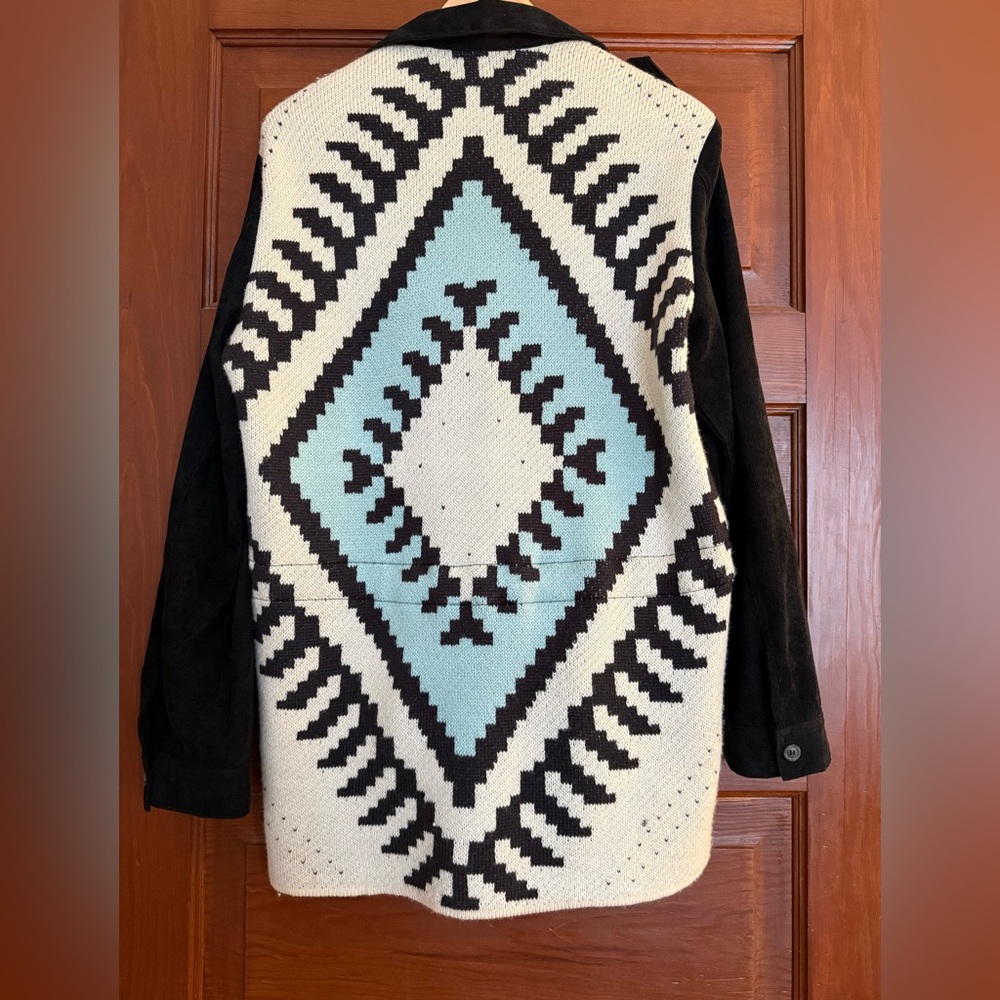 DAVI & DANI size L Black Utility Jacket w Southwestern Back Design